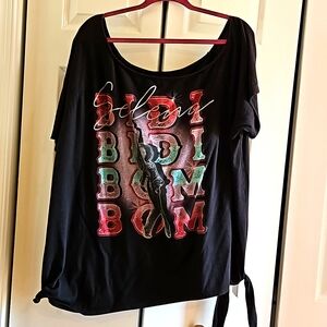 Selena off the shoulder tee